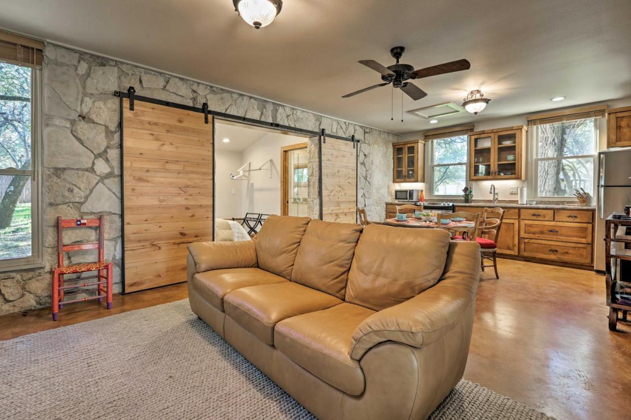 Blanco Riverfront Historic Home, 3 Mi To Downtown! Buitenkant foto