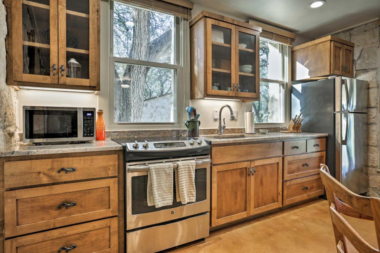Blanco Riverfront Historic Home, 3 Mi To Downtown! Buitenkant foto